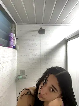 Snapshot of heartty_Milah chatting on October 23, 2025, 7:34 pm heartty Milah online show from October 23, 2025, 7:34 pm