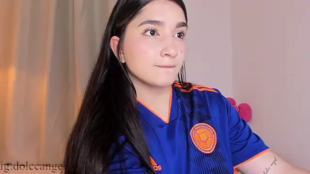 dulceangel   online show from June 18, 2026, 3:07 am
