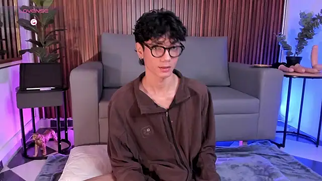 Phillicious   online show from February 20, 2026, 11:38 pm