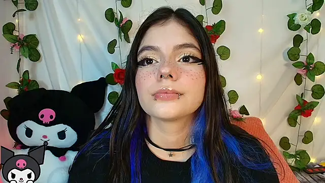 cutee andrea online show from May 12, 2026, 2:19 am
