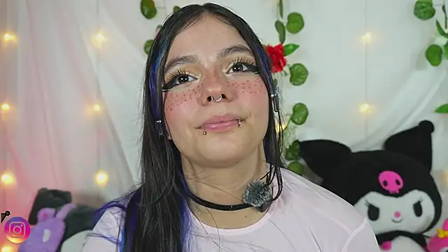 cutee andrea online show from May 30, 2026, 4:20 am