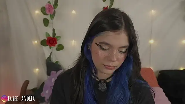 cutee andrea online show from June 18, 2026, 3:29 am