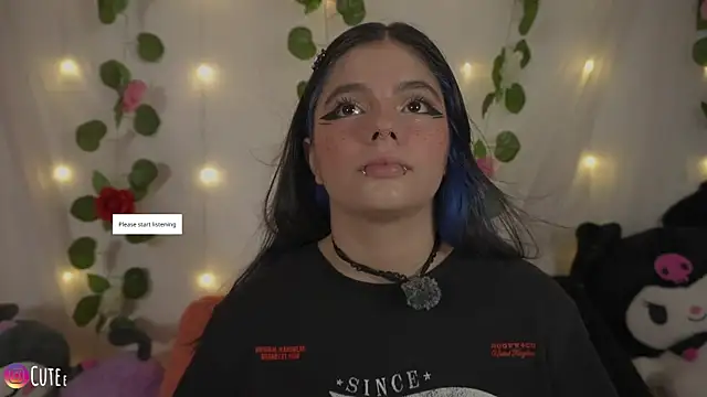 cutee andrea online show from June 20, 2026, 2:14 am