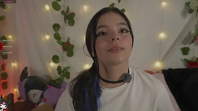 cutee andrea online show from June 30, 2026, 3:29 am