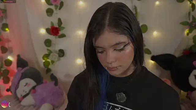 cutee andrea online show from July 6, 2026, 1:24 am