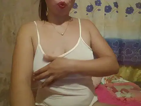 sexymorenal18 online show from April 3, 2026, 12:47 pm