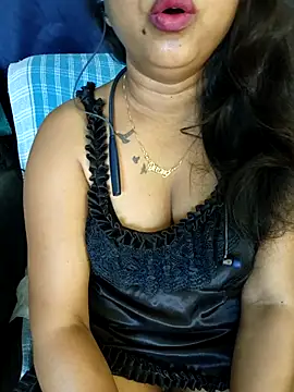 Sexy juhee online show from July 2, 2026, 5:35 am