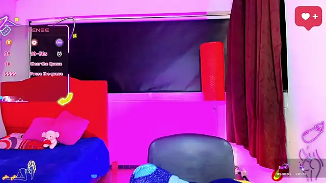 Snapshot of Britany_montiel chatting on June 2, 2026, 10:12 pm Britany montiel online show from June 2, 2026, 10:12 pm