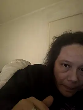 Snapshot of zeousseelphie chatting on September 25, 2025, 5:27 pm zeousseelphie online show from September 25, 2025, 5:27 pm