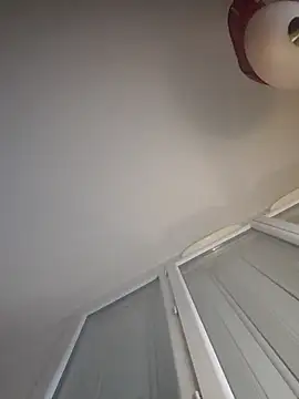 Snapshot of zeousseelphie chatting on September 28, 2025, 7:08 pm zeousseelphie online show from September 28, 2025, 7:08 pm