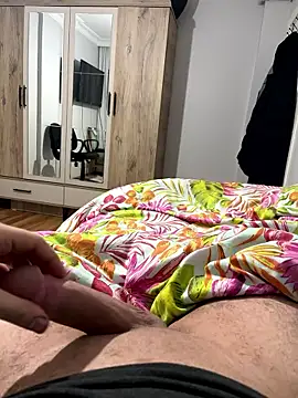 Erenn9972 online show from January 5, 2026, 5:49 pm