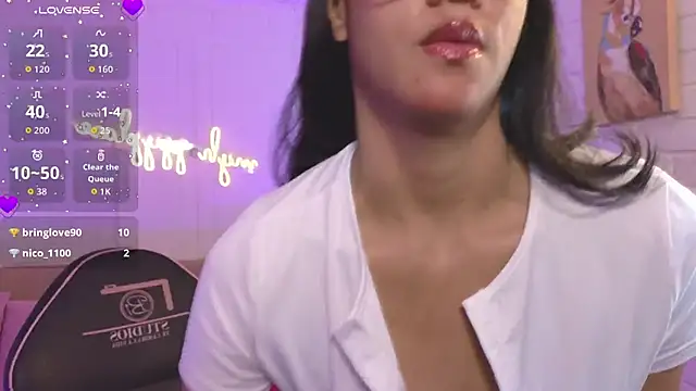 artemiss tay online show from September 26, 2025, 7:29 pm