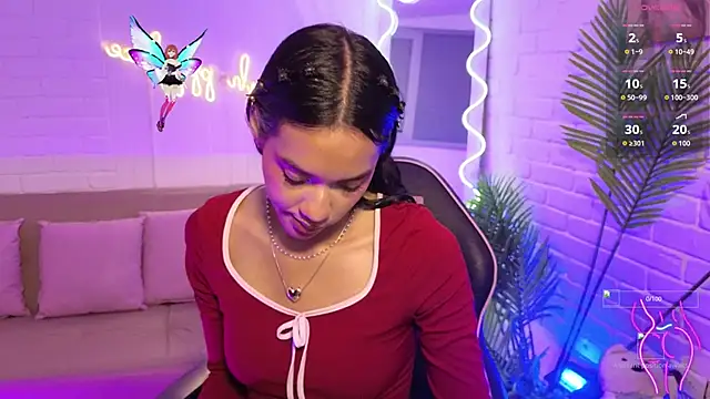 artemiss tay online show from November 28, 2025, 7:05 pm