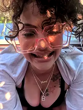 Av3ryyBe3 online show from June 10, 2026, 11:57 pm