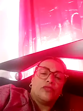 Snapshot of Lady_16 chatting on November 22, 2025, 3:00 pm Lady 16 online show from November 22, 2025, 3:00 pm