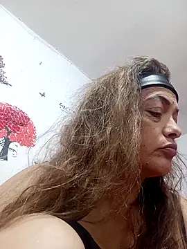 Snapshot of Lady_16 chatting on December 20, 2025, 7:26 am Lady 16 online show from December 20, 2025, 7:26 am