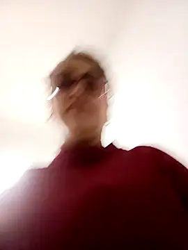 Snapshot of Lady_16 chatting on December 22, 2025, 6:38 pm Lady 16 online show from December 22, 2025, 6:38 pm