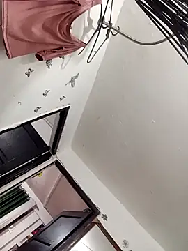 Snapshot of Lady_16 chatting on March 1, 2026, 11:51 pm Lady 16 online show from March 1, 2026, 11:51 pm