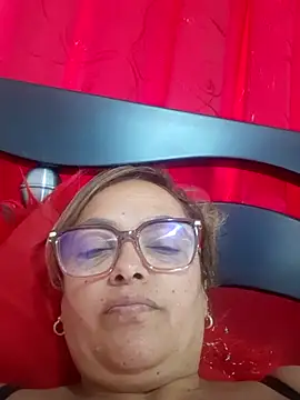 Snapshot of Lady_16 chatting on March 16, 2026, 2:21 pm Lady 16 online show from March 16, 2026, 2:21 pm