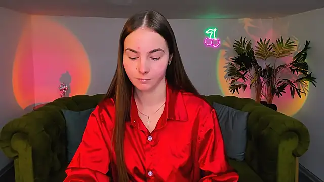 Snapshot of rad_rebel_ chatting on October 19, 2025, 8:20 pm rad rebel online show from October 19, 2025, 8:20 pm