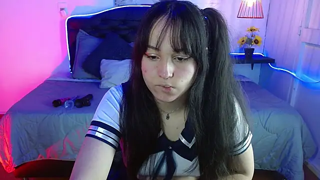 Eymmy 24 online show from September 20, 2025, 2:34 am