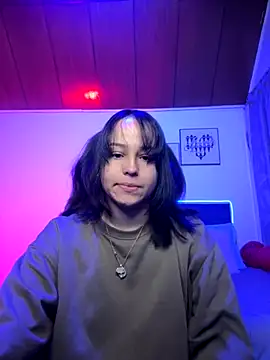 Eymmy 24 online show from November 13, 2025, 1:59 am