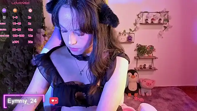 Snapshot of Eymmy_24 chatting on May 25, 2026, 1:44 am Eymmy 24 online show from May 25, 2026, 1:44 am