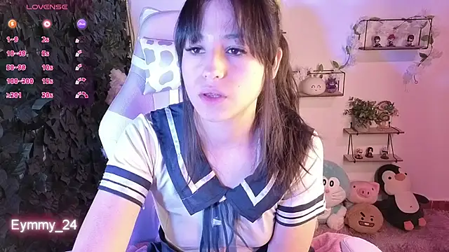 Snapshot of Eymmy_24 chatting on July 9, 2026, 1:42 am Eymmy 24 online show from July 9, 2026, 1:42 am