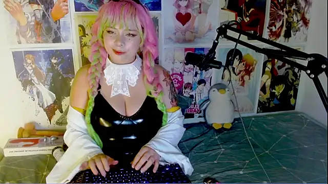 Snapshot of Lil-La chatting on November 29, 2025, 2:47 am Lil-La online show from November 29, 2025, 2:47 am