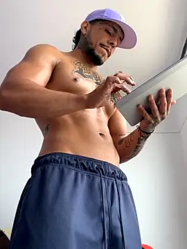 Snapshot of DeimonOficial chatting on September 25, 2025, 5:38 pm DeimonOficial online show from September 25, 2025, 5:38 pm