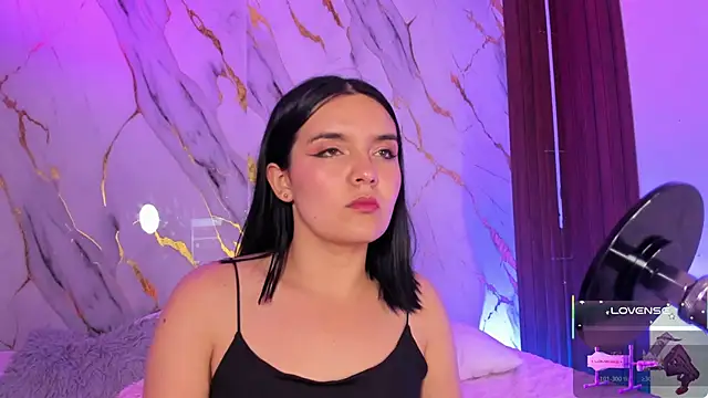 alicecute77 online show from January 12, 2026, 2:17 am