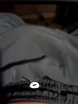 Snapshot of comobucetinhas chatting on November 7, 2025, 10:21 pm comobucetinhas online show from November 7, 2025, 10:21 pm