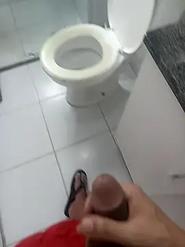 Snapshot of comobucetinhas chatting on November 15, 2025, 7:21 pm comobucetinhas online show from November 15, 2025, 7:21 pm