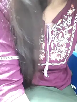 Snapshot of Aarti-kumri chatting on November 6, 2025, 3:24 pm Aarti-kumri online show from November 6, 2025, 3:24 pm