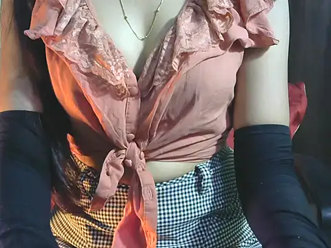 sheetal-sheetal95 online show from January 6, 2026, 6:11 pm