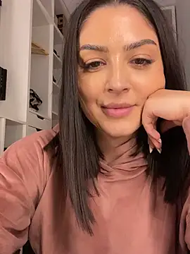 Snapshot of Lexi_Storm chatting on November 20, 2025, 6:18 pm Lexi Storm online show from November 20, 2025, 6:18 pm