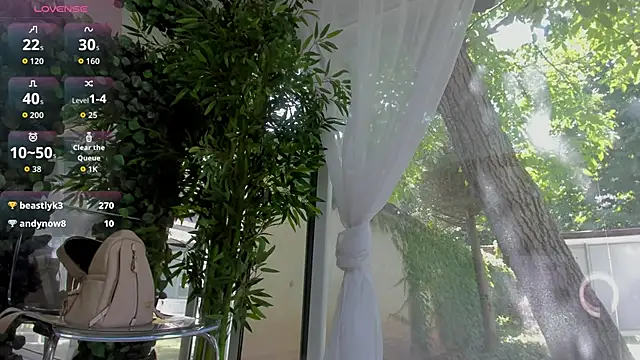 Lexi Storm online show from June 27, 2026, 12:22 pm