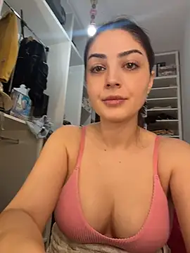 Lexi Storm online show from August 6, 2026, 6:26 am