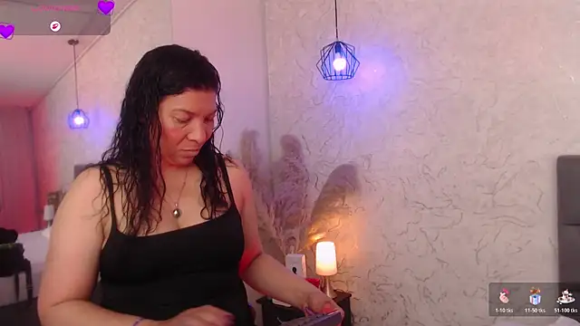 Snapshot of Serena_Houstonn chatting on July 29, 2026, 10:46 am Serena Houstonn online show from July 29, 2026, 10:46 am