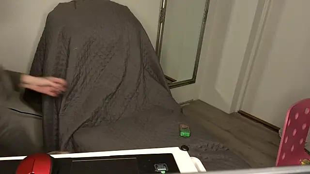 Snapshot of sexygilf82 chatting on February 28, 2026, 10:44 pm sexygilf82 online show from February 28, 2026, 10:44 pm