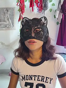 Snapshot of SinfulTemptation chatting on July 20, 2026, 5:44 am SinfulTemptation online show from July 20, 2026, 5:44 am