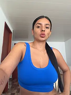Snapshot of AnaaFaith_ chatting on July 10, 2026, 6:32 pm AnaaFaith online show from July 10, 2026, 6:32 pm