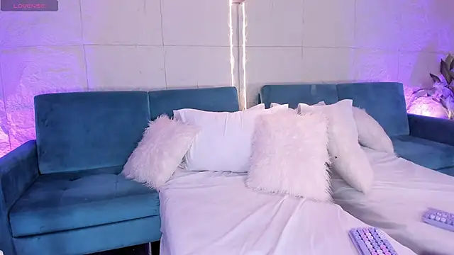 DulceGreem online show from March 14, 2026, 8:25 pm