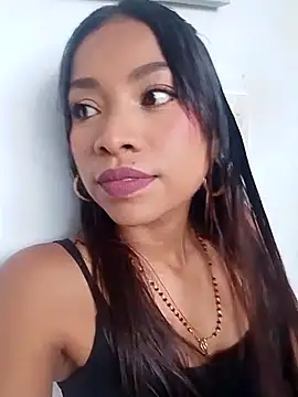 keeyla stone online show from November 27, 2025, 9:28 pm