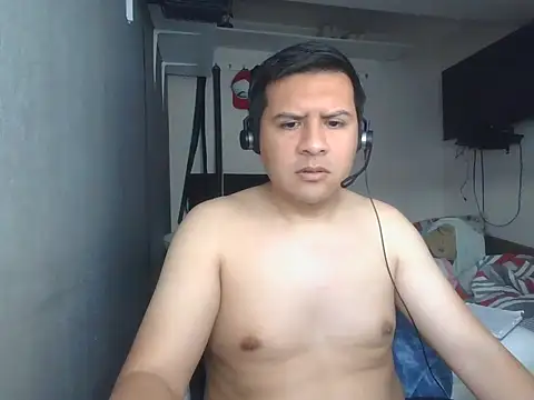 Xxxristiano online show from January 11, 2026, 1:27 pm