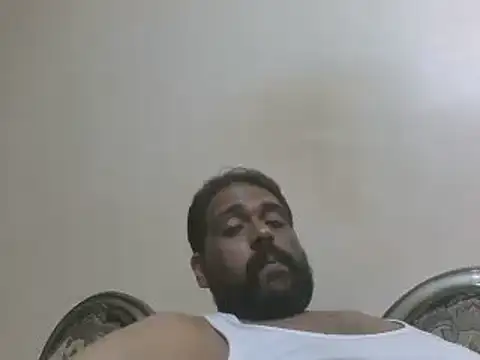 elpoop7305 online show from November 9, 2025, 11:03 pm