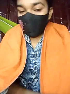 Snapshot of kiron204279 chatting on December 4, 2025, 4:16 pm kiron204279 online show from December 4, 2025, 4:16 pm