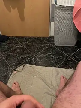 Snapshot of geilheit12 chatting on November 6, 2025, 4:19 pm geilheit12 online show from November 6, 2025, 4:19 pm