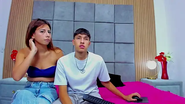 Snapshot of ChanellandMax chatting on September 25, 2025, 12:53 pm ChanellandMax online show from September 25, 2025, 12:53 pm