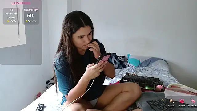 Snapshot of Laia_Gomez chatting on December 3, 2025, 10:08 pm Laia Gomez online show from December 3, 2025, 10:08 pm